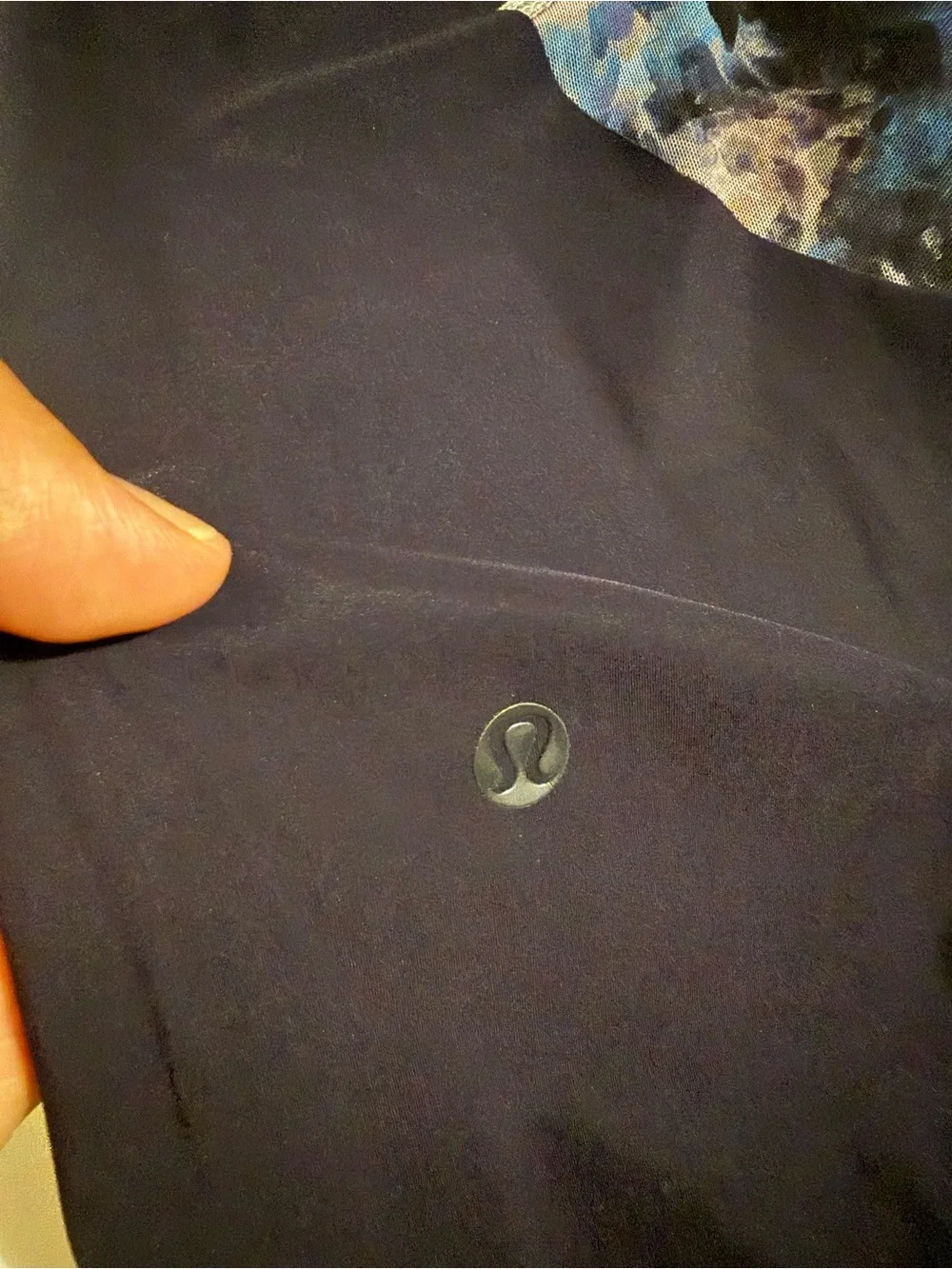 LULULEMON Navy Blue Open Back top Sz. S(4-6)